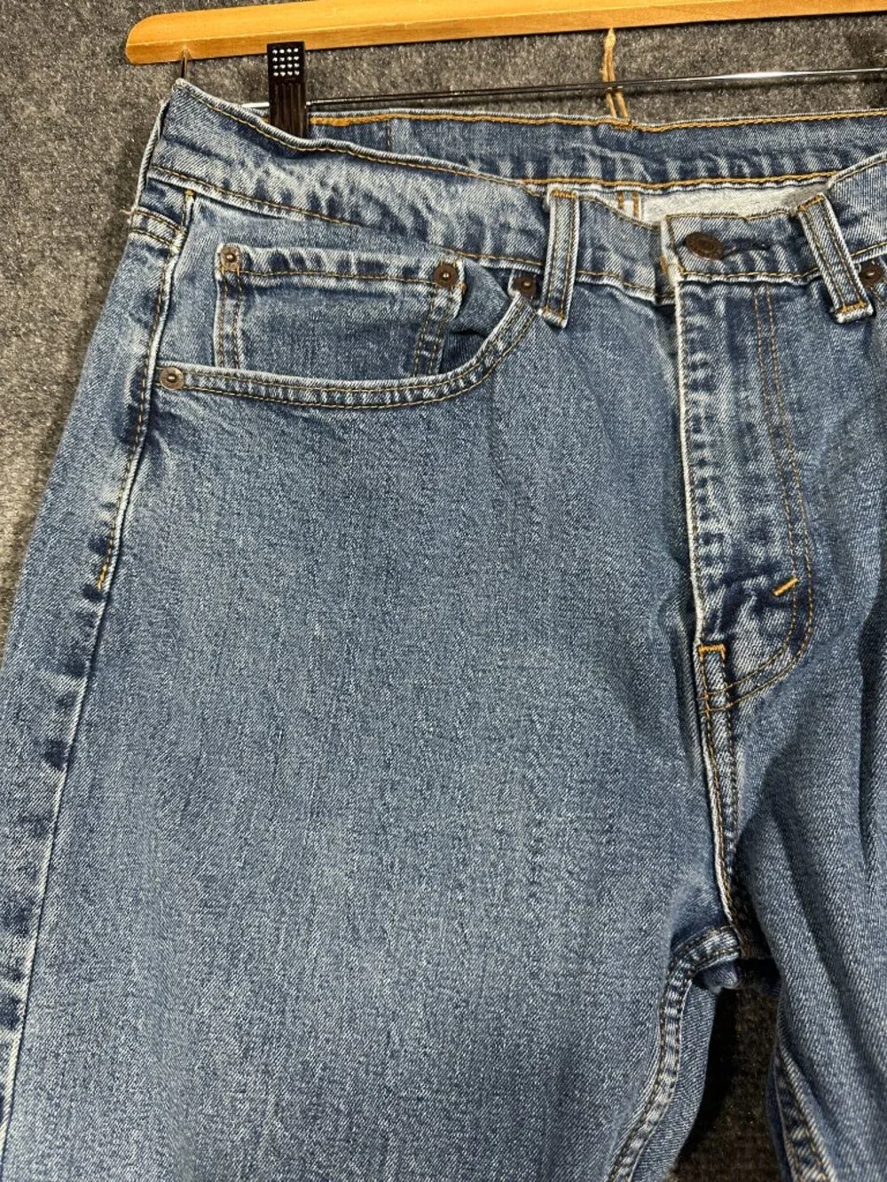 Levis 505 Jeans Mens 34 Medium Wash Cotton Stretch Pockets Straight Leg